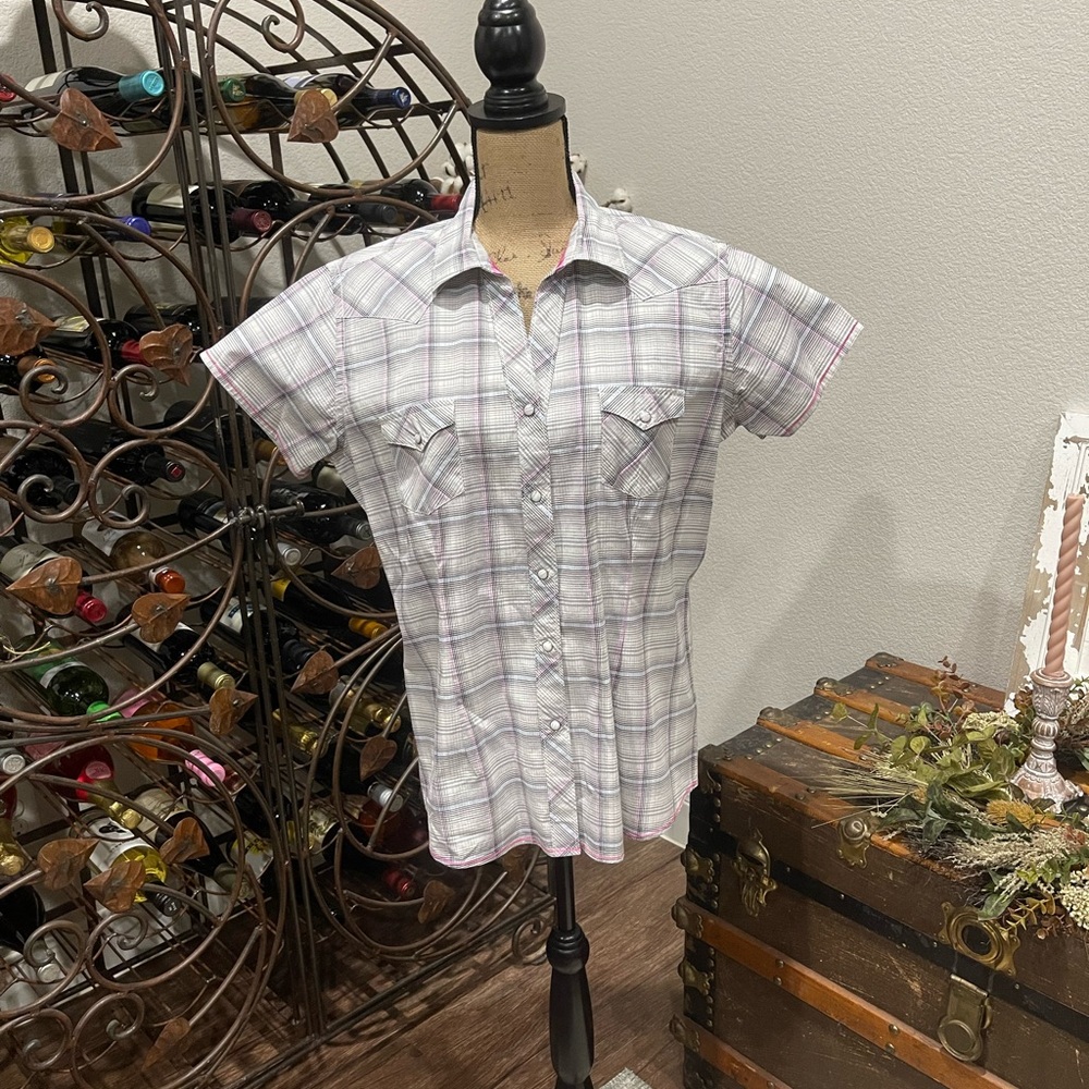 Panhandle Rough Stock Women's Gray Plaid Short Sleeve Blouse with Pearl snaps